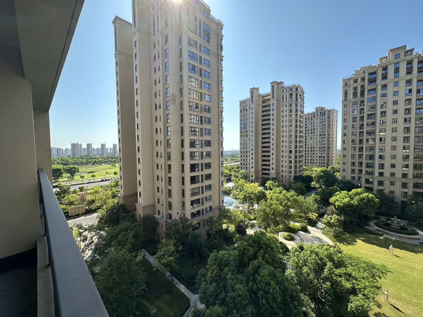 南市大平层，新城公馆，吾悦华府 188.00平 毛坯黄金楼层
